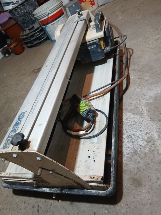 Vand Masina de taiat gresie pe baza de apa