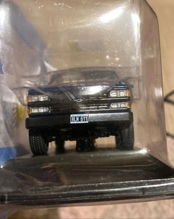 Vand macheta 1/43 Chevy Silverado by Altaya