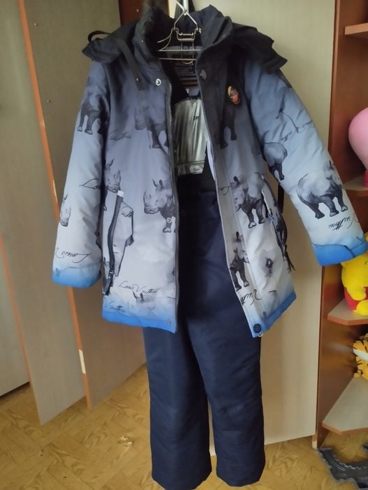 Продам зимний костюм