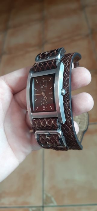 Ceas guess barbati original aproape NOU curea piele