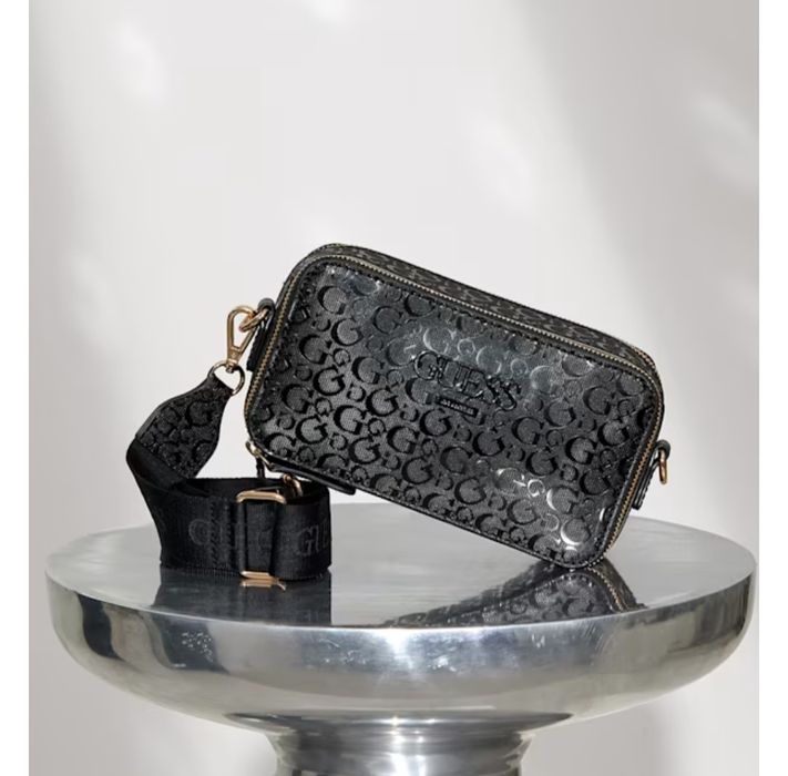 Сумки Guess оригинал новые срочно