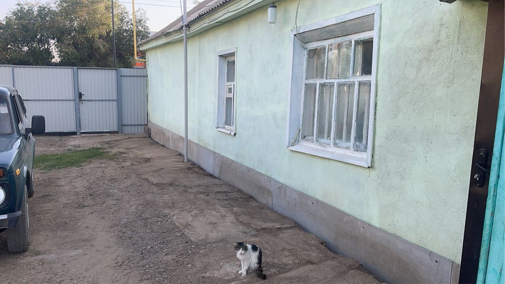 Продам 7 соток в городе — дом + недострой под ваши идеи