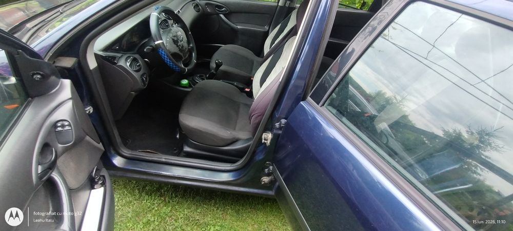 FORD Focus 2004 — imagine 5