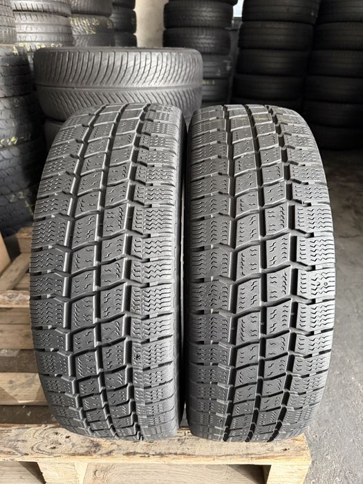2 anvelope iarna 215/65/16 C , Vredestein , DOT 2022 !