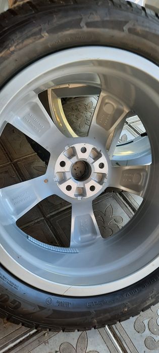 Jante cu anvelope Goodyear ultra grip  235/50/R19