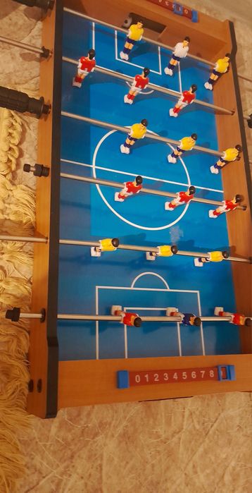 Продам настольный футбол