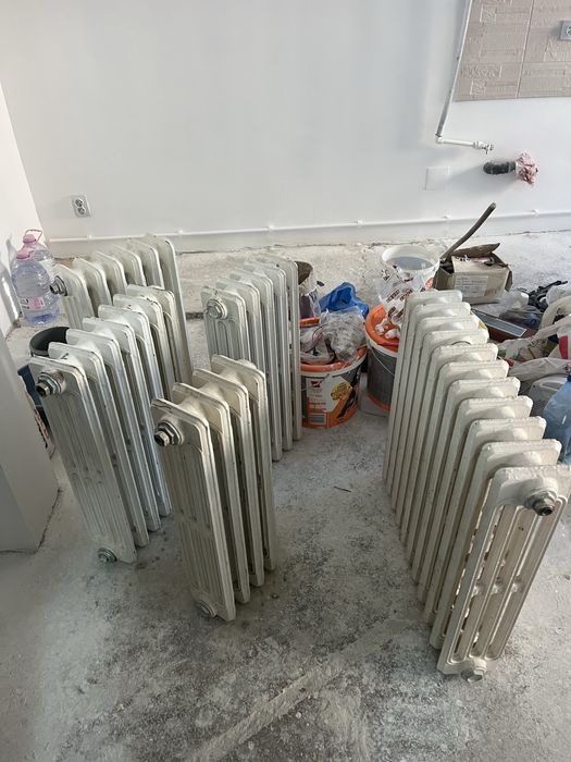 Calorifere din FONTA in stare foarte buna!