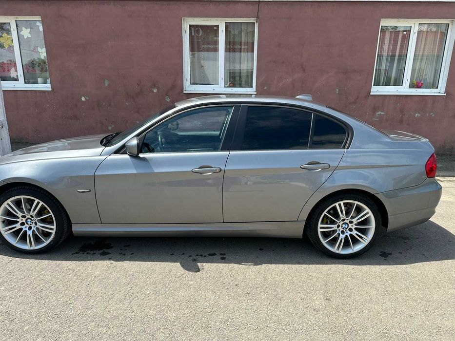 BMW 3 Series 2011 — imagine 4
