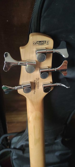 Бас-гитара Cort, 5 струнный, черный. черный!