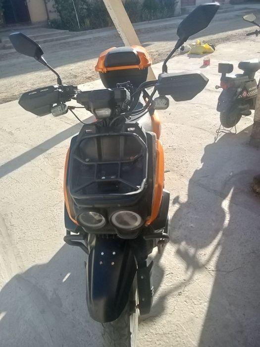 Бонви танк скутери сотилади  зудлик билан