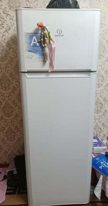 Продается холодильник