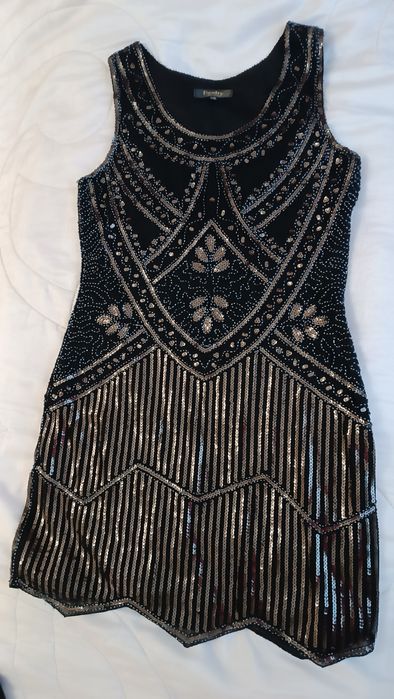 Парти рокля с пайети