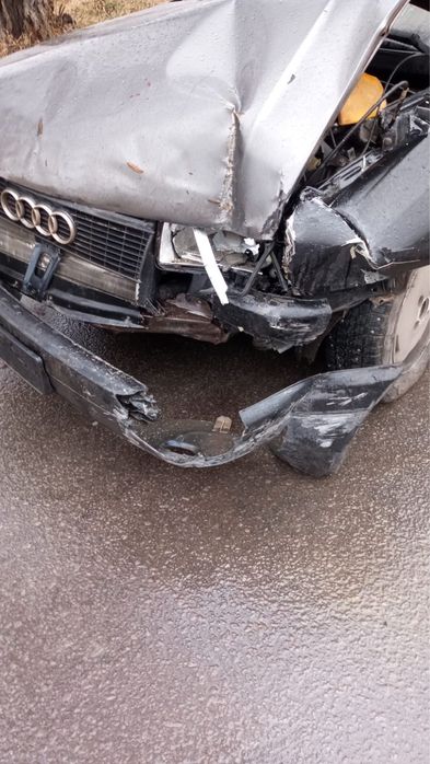 Audi 80 B3 на разбор после дтп