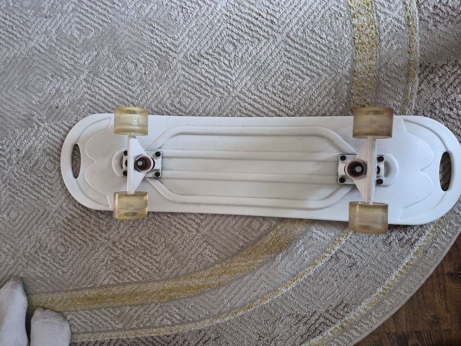 Продам скейтбоард