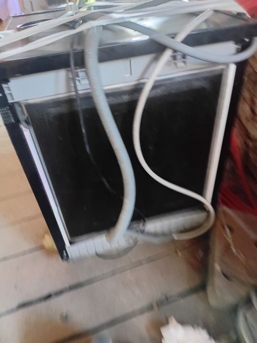 Продам посудомойку срочно