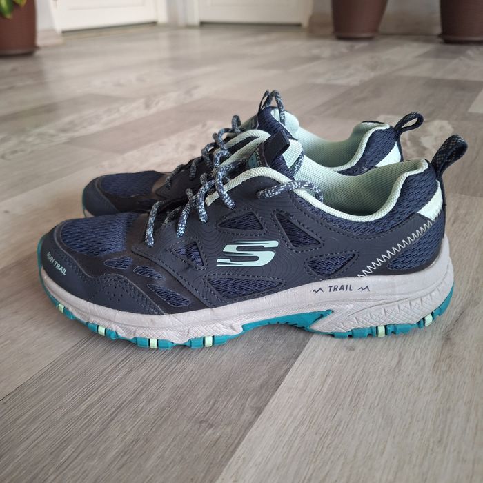 Adidași trekking Sheckers nr 37