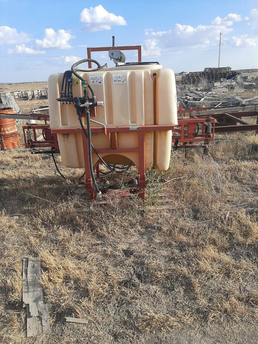 Сельхоз техника насос