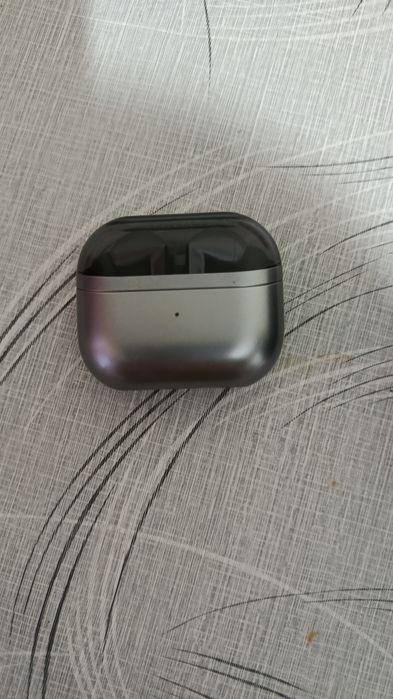 Продам наушники Samsung galaxy Budz3 Pro