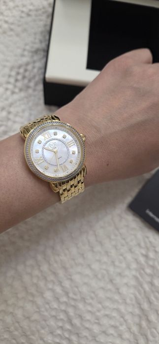 Продам часы Givrill оригинал