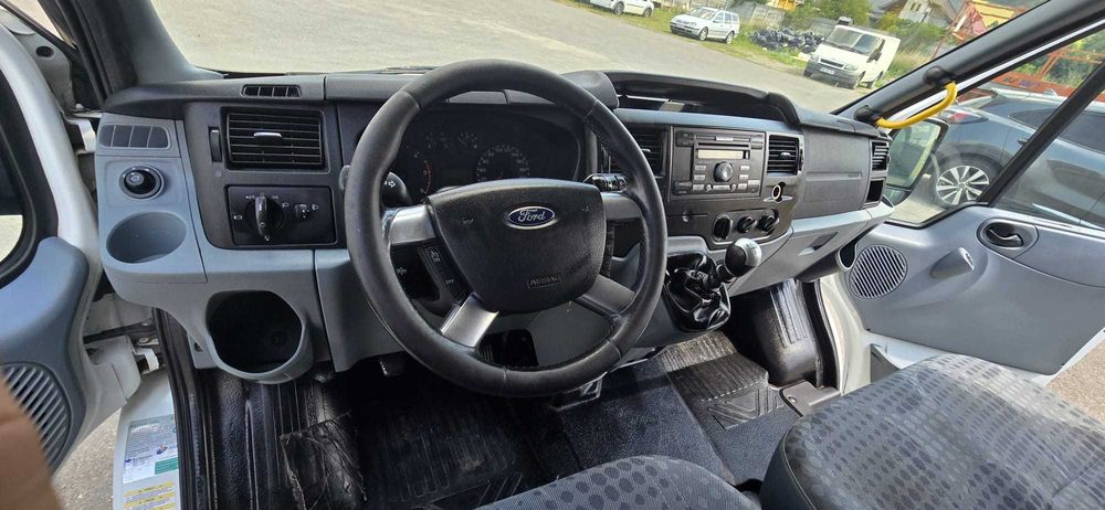 Ford Transit Furgon