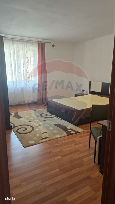 Casă / Vilă cu 5 camere de vânzare