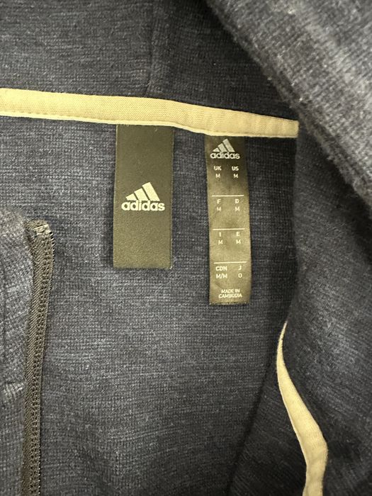 Екип Adidas