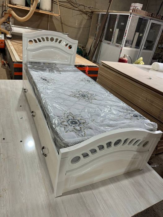 BIR KISHILIK KARVOTLAR skitka narxlarda.