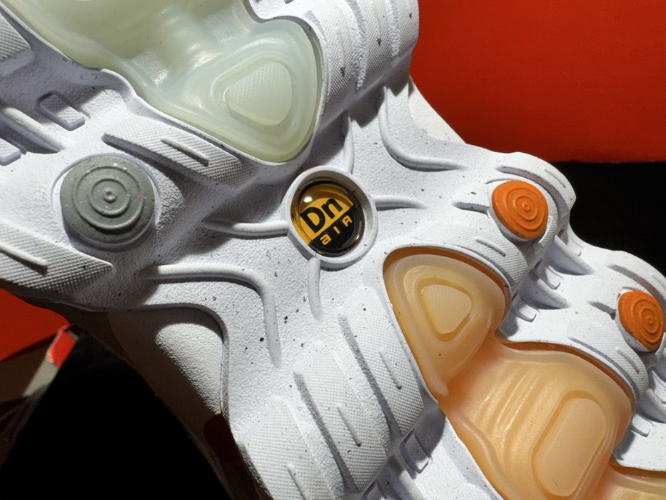 Оригинални! Nike Air Max DN8 Palace Special Project - 48.5 Shoemag