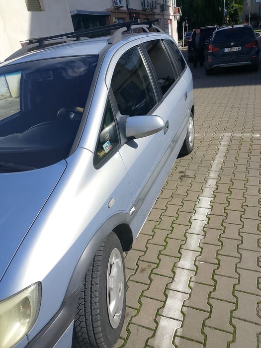 Opel Zamfira 1.6 benzină + GPL