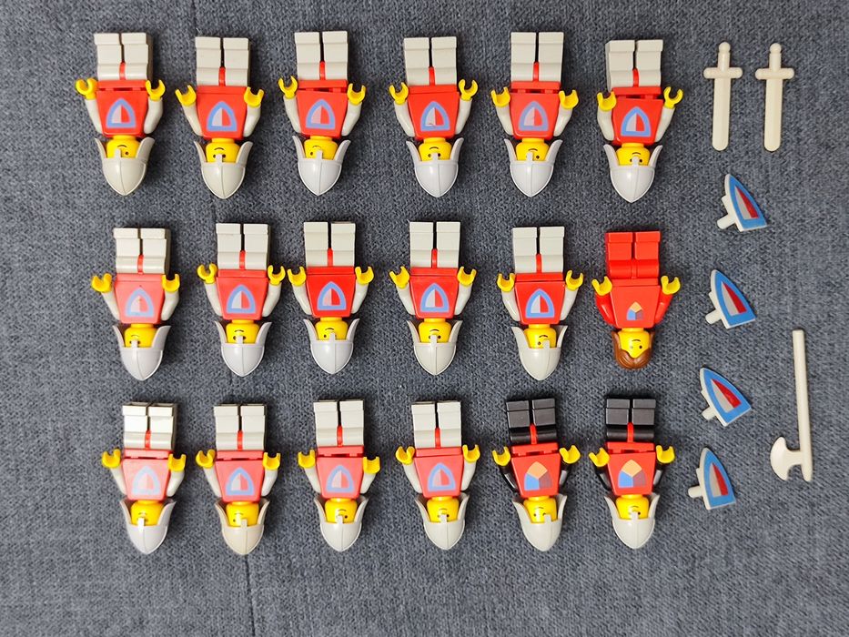 Лего пирати и рицари минифигурки