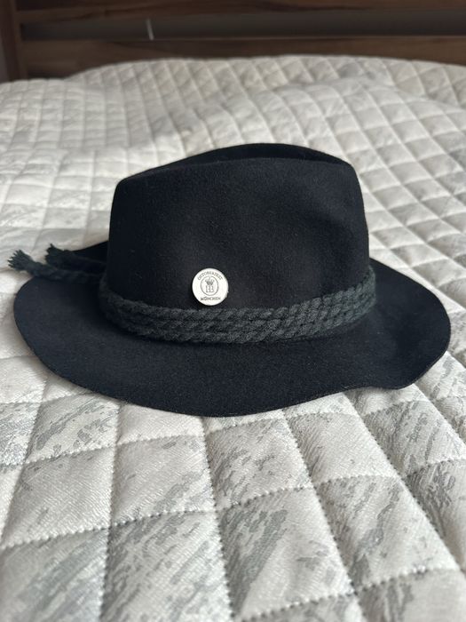 Вълнена ловджийска шапка