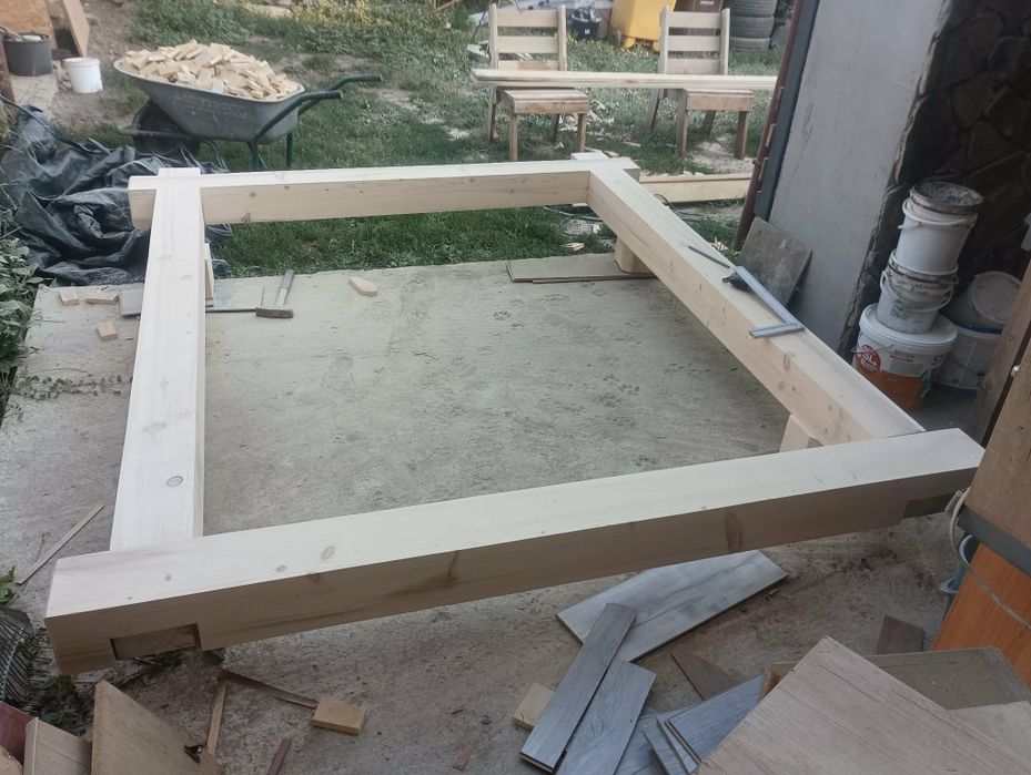 Pat Rustic din Grinzi Lemn Masiv – Realizat la Comandă