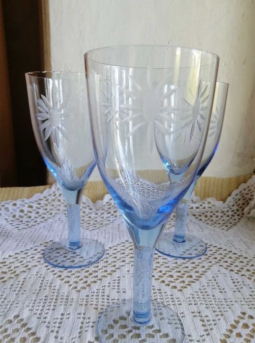 Продам вазы, конфетницы, фужеры
