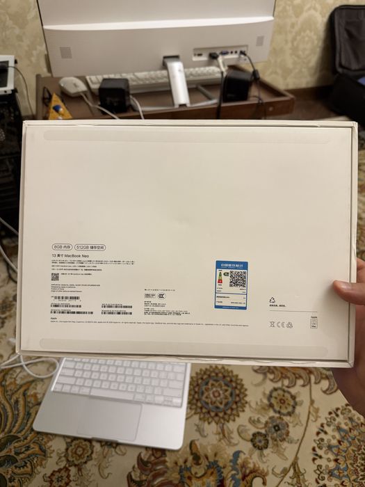 Macbook Neo Silver 8/512