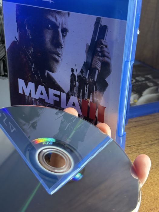 Playstation 4 slim 1TB