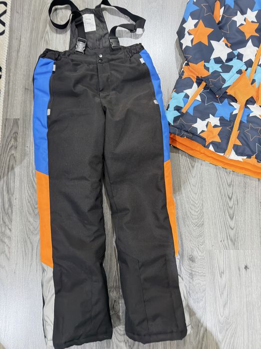 Ски комплект от 2 части (гащиризон + яке) 140 размер
