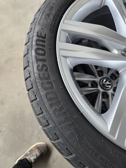 4 Броя 225/45/18 Bridgestone 2x6,3mm 2x5,2mm