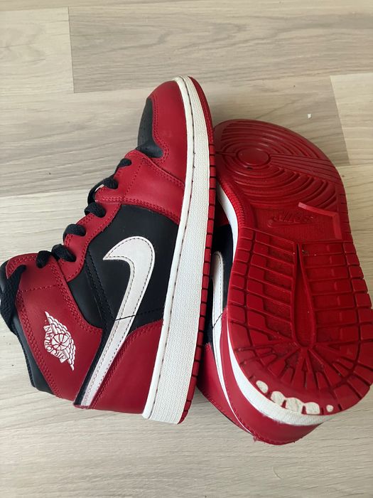 Sneakers Nike Jordan rosu/negru, marime 39