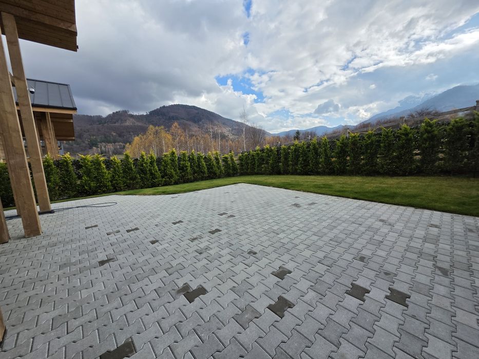 Cabana Glajerie,,Maggie’s Ranch,,