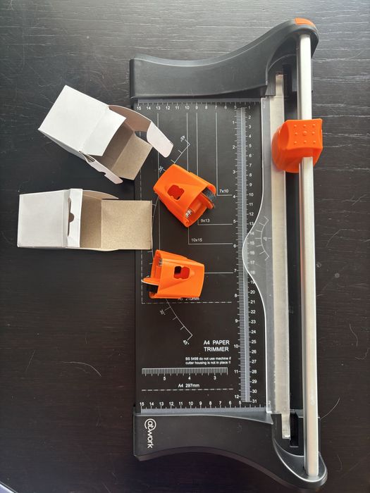 Ролков нож за рязане на хартия А4 TR-212