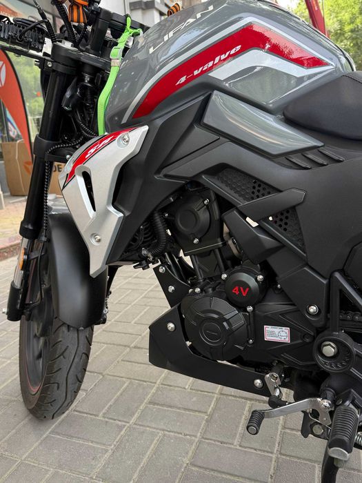LIFAN SR 220 4Valve, пробег 2 400 км. Состояние - ОТЛИЧНО.