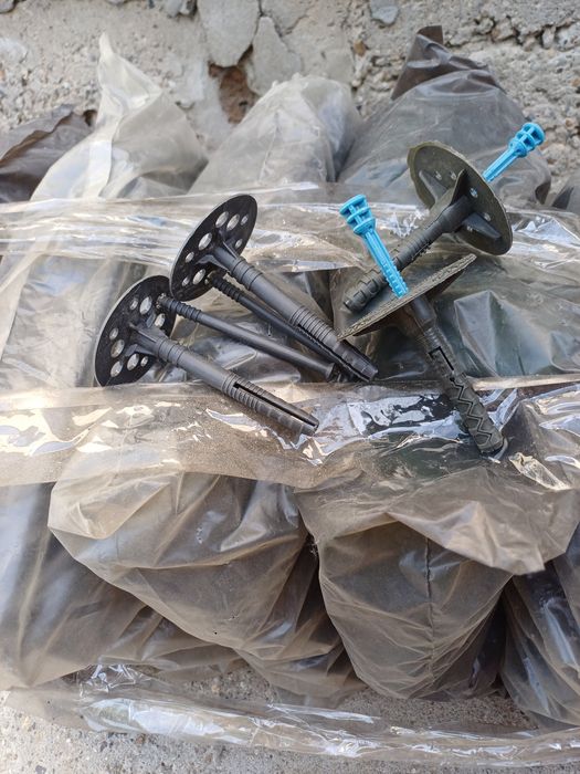 Шляпа для крепления утеплителя