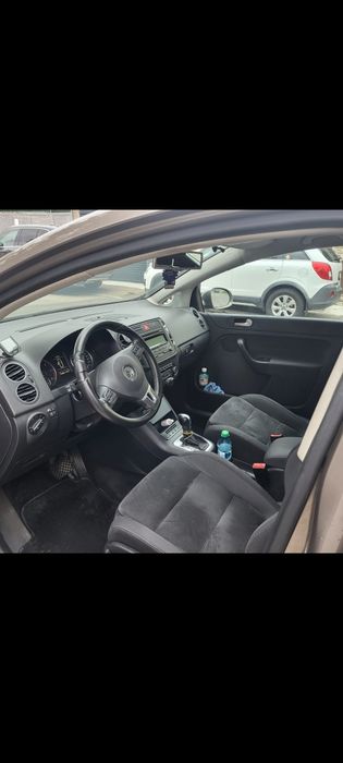 VOLKSWAGEN Golf Plus 2011 — imagine 4