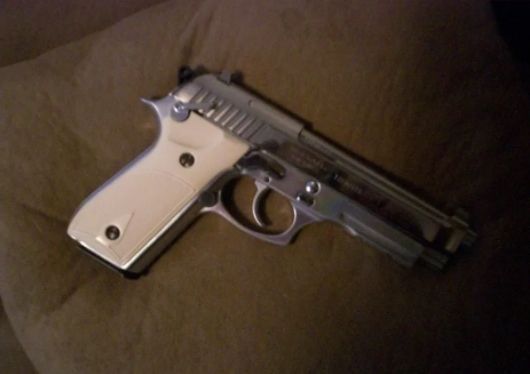 Urgent!! Pistol airsoft DIN METAL , Modificat Cu MUNITIE BONUS Co2 gaz