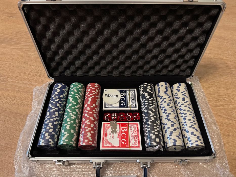 набор для покера