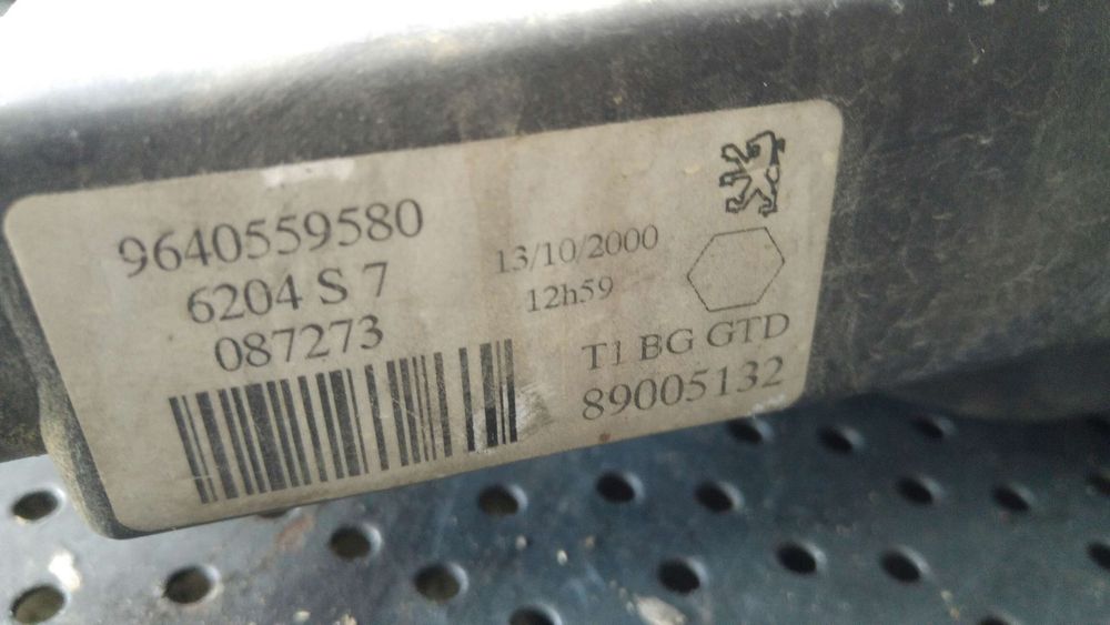 Far stanga peugeot 206 2a c 9640559580 89005132