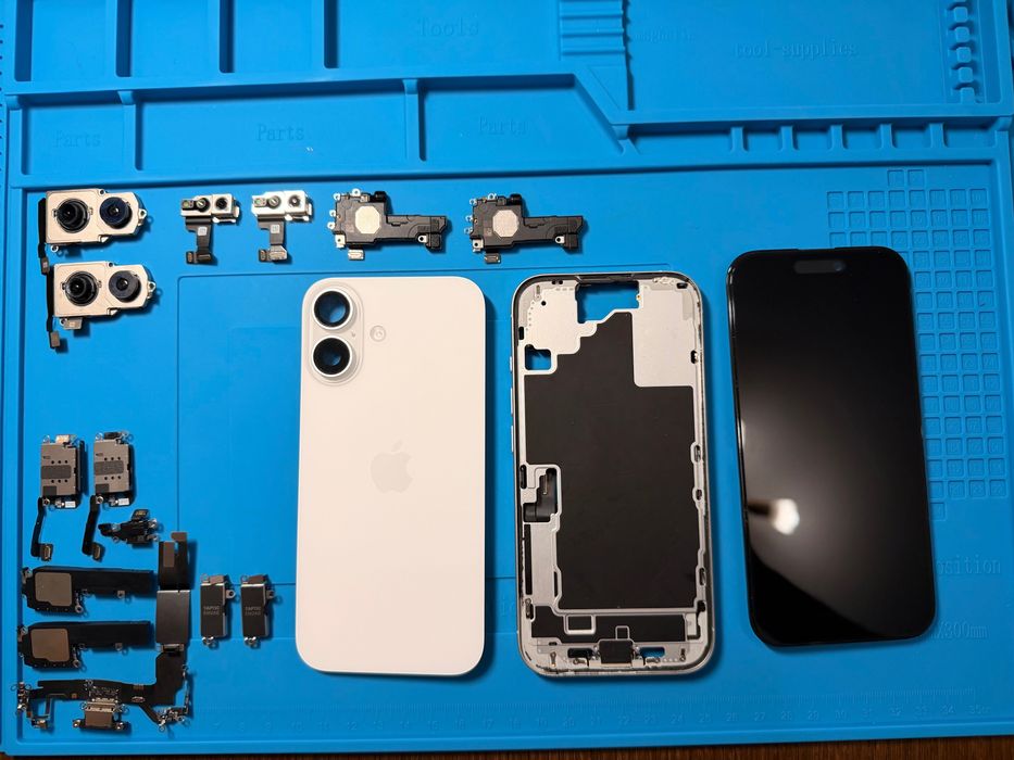 iPhone 16 -White на части цели не се продават