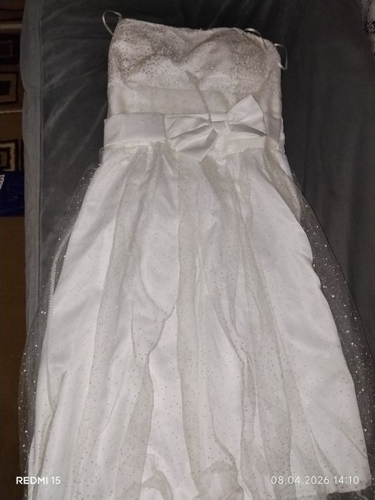 Платье на девочку нарядное