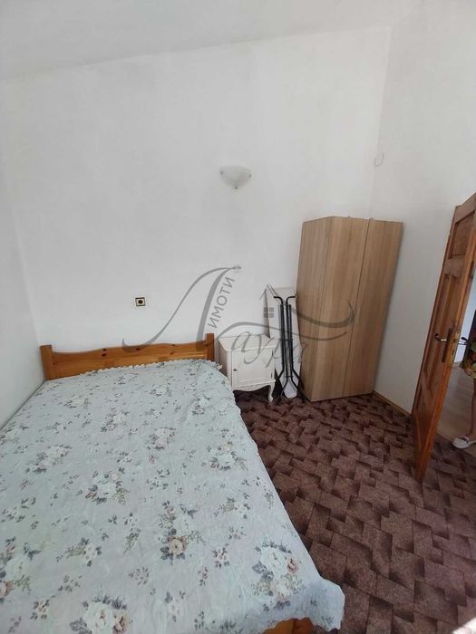 Дава се под наем Двустаен апартамент в Шумен, Център - 65 кв.м за 326.4 € - Снимка #4
