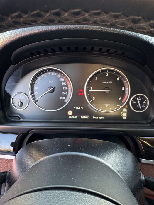 BMW seria 5 F10 de vanzare sau combinatii